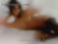 Looking for family athletic males and swingers fun.